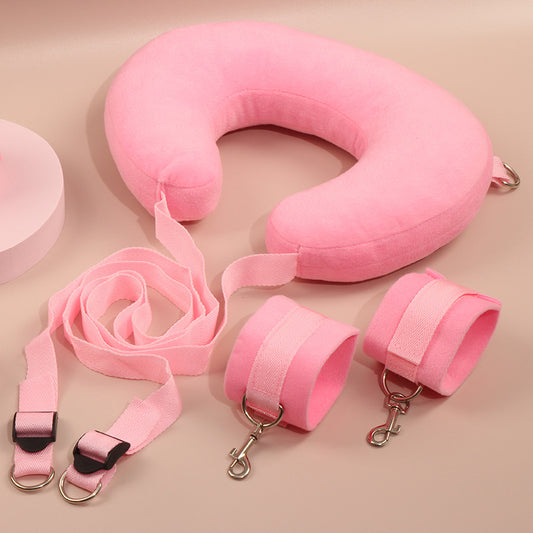 Bondage avec coussin en velours