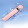 Wand masseur Sakura rose utilisé sous l’eau, totalement waterproof