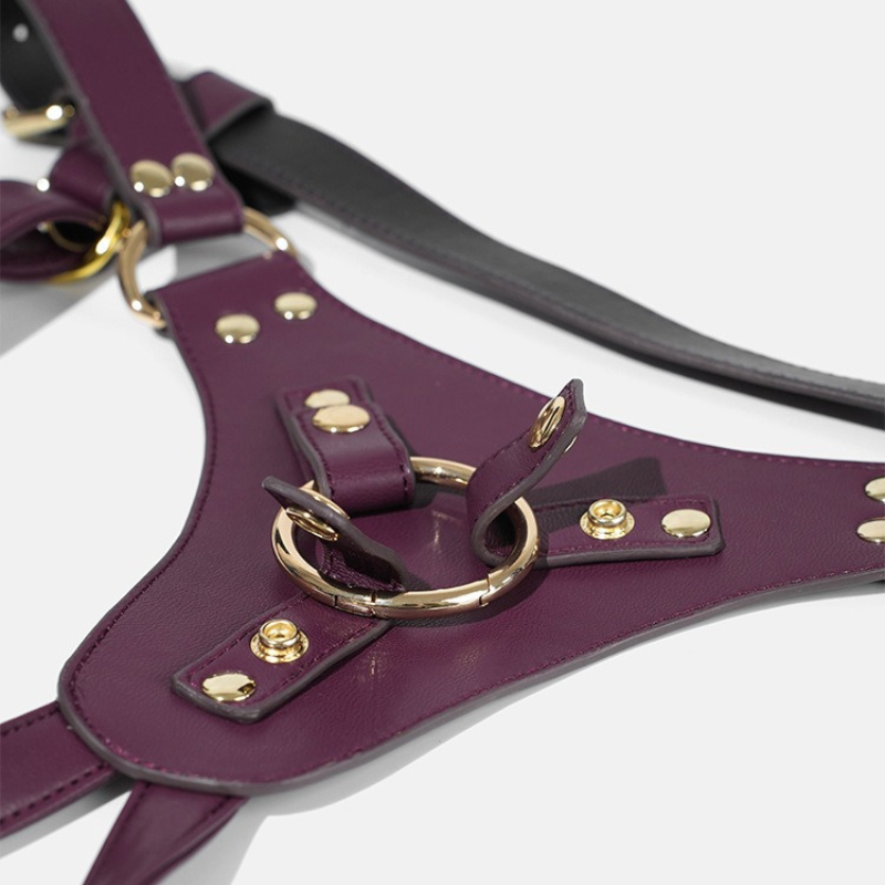 Harnais similicuir Generous Strap On